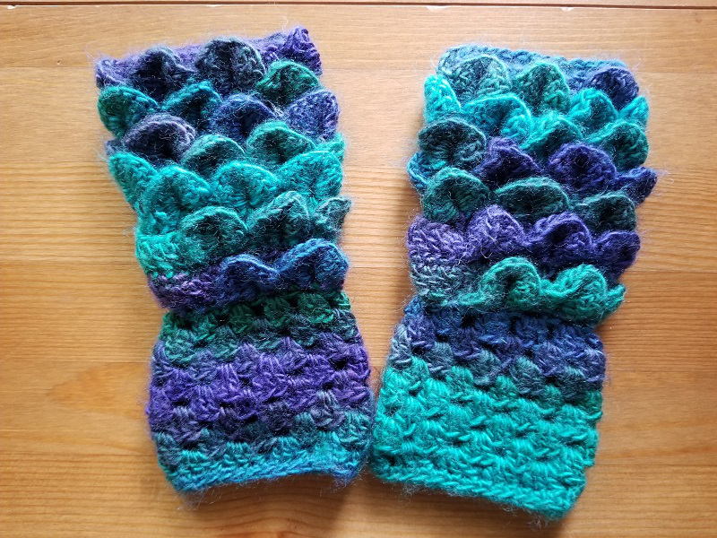 Dragon Scale Fingerless Gloves